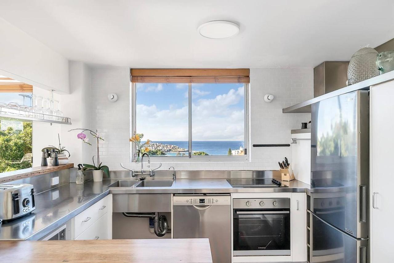 The Edward At Bondi - A Blissful Beachside Retreat Apartment *